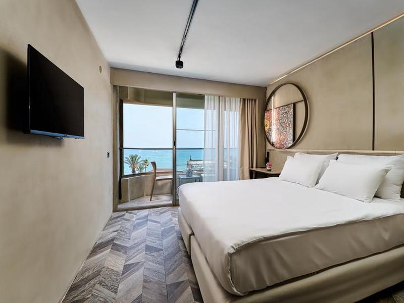 0223889FA7FEC455270E0380F749DAF1