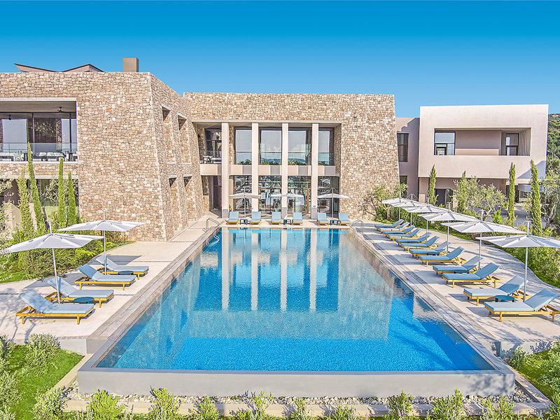 W Costa Navarino