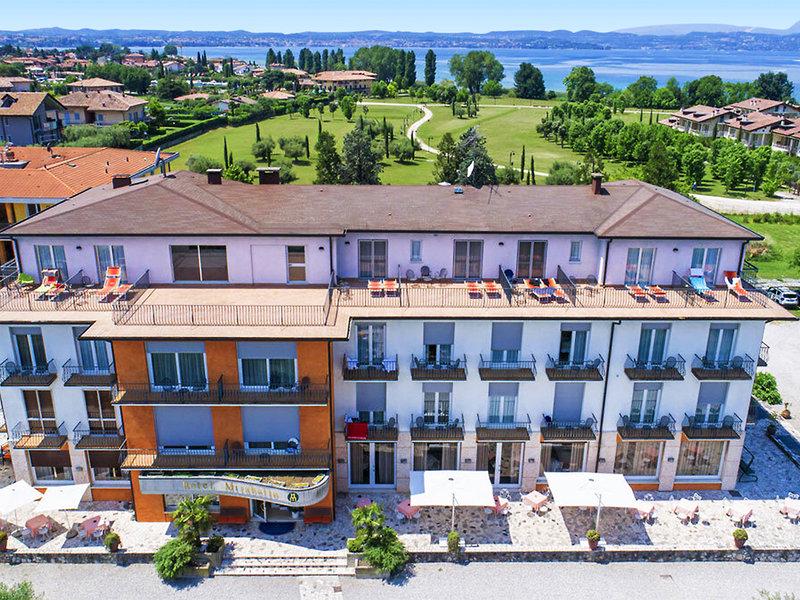 C4E563FF7DD7CEA1BF7262C329708A72