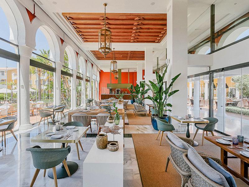 726AD9D44B1E7472F8144E0AAB9E70BB