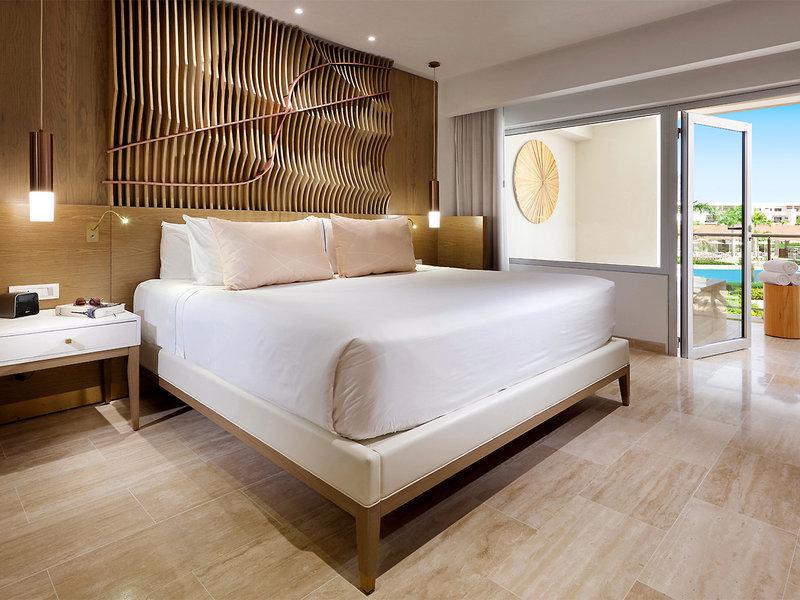 81BEE9555685FF2DAB30F0A7F17D1097