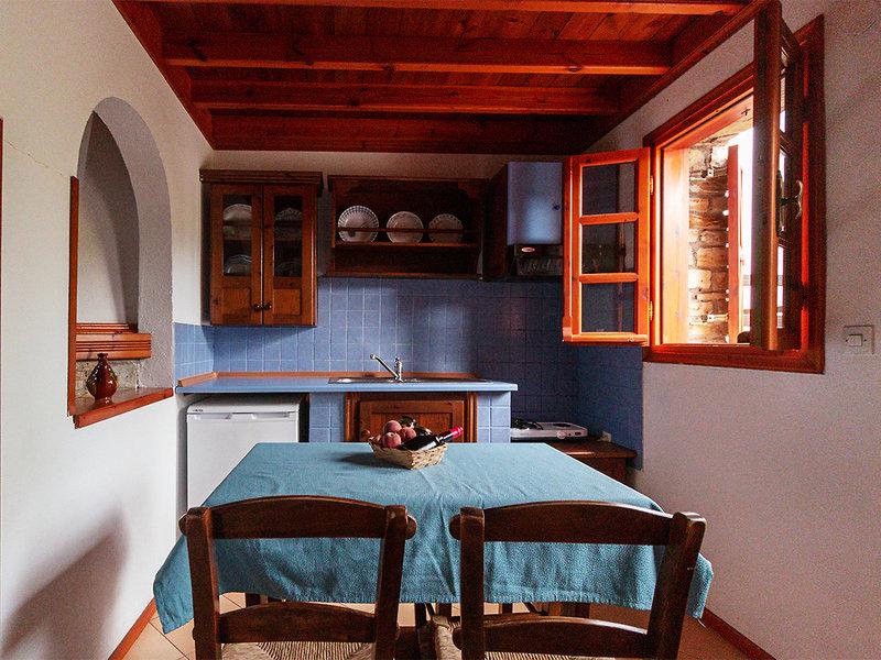 9CBDD1AA37E37211F1AE00A59C2E15A4