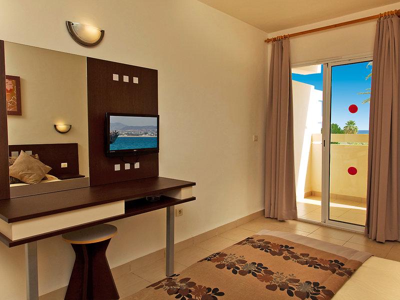 521F14E6972C942673AEC7A70EC8BACA