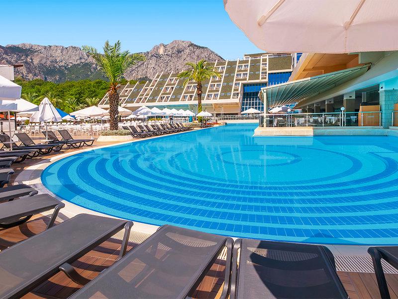 84917B642717122DBD8F68848076E6BB