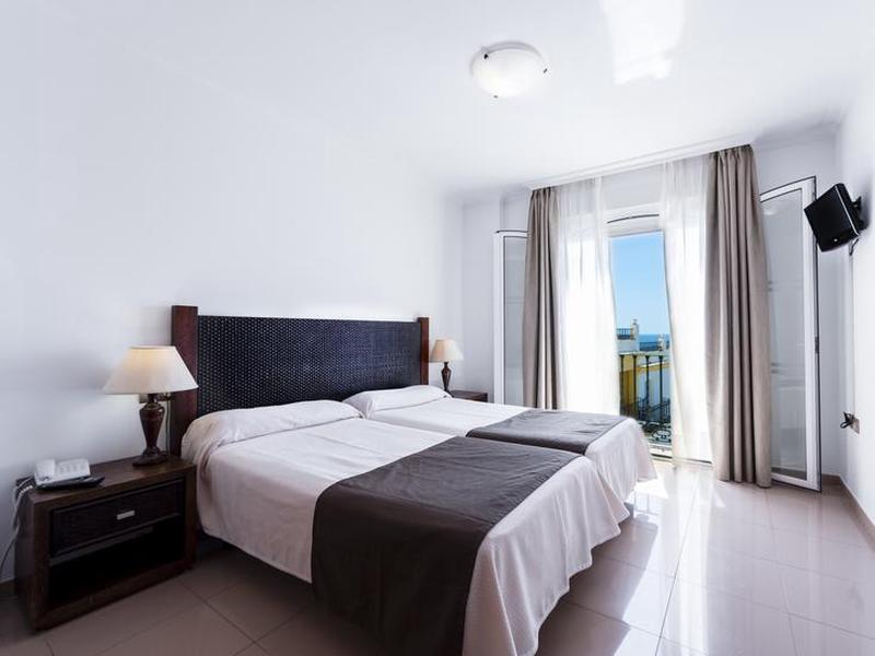 2DA3C7C6D6593777E9AA23DD472159CF