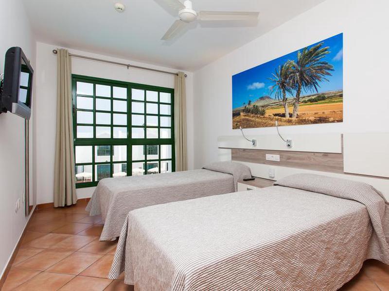 FD5A824924C2FE91022BBA34AAD1F5FF