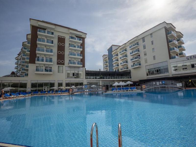 Cenger Beach Resort & Spa