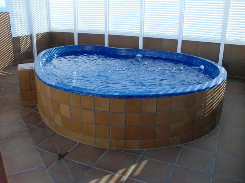 8B3E95A34DCF487AFE4882D07BE6D88A