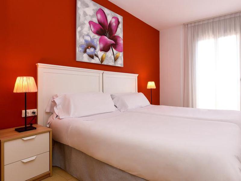 F2C6702D33BE8376ED7C9DE200D85A75