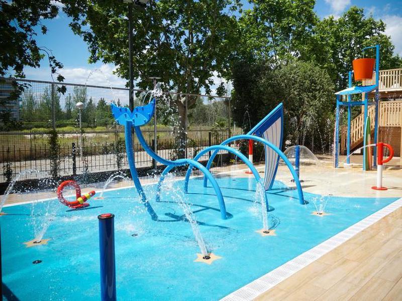 5329EE5371DABF18A6A466B6FC2A84A6