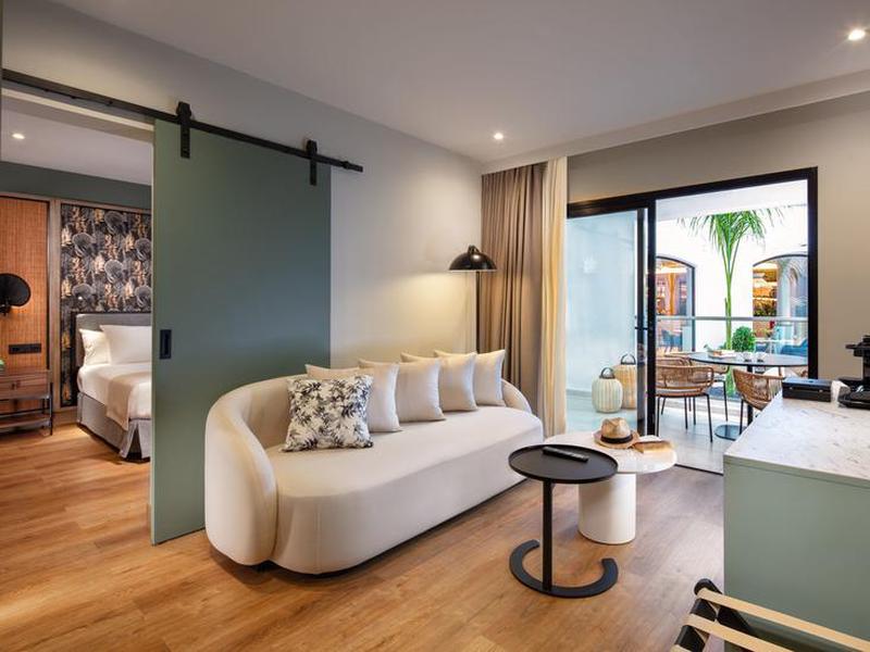 74527CE0371B8C5EC56F04E6B8BE7D79