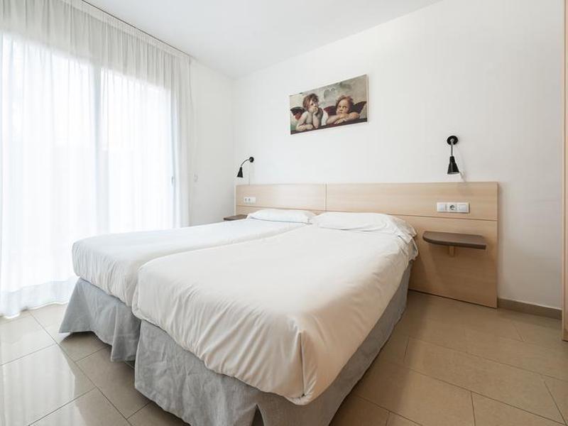 3292B2C0320458FA852B3C47093F1C4D