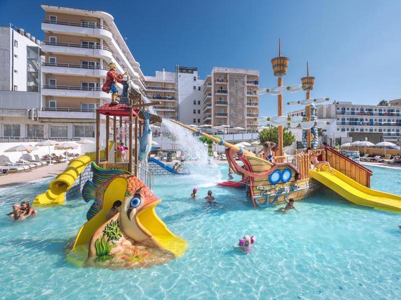 EC1A3BA180A6B2C1F57531B1B9D7FAA1