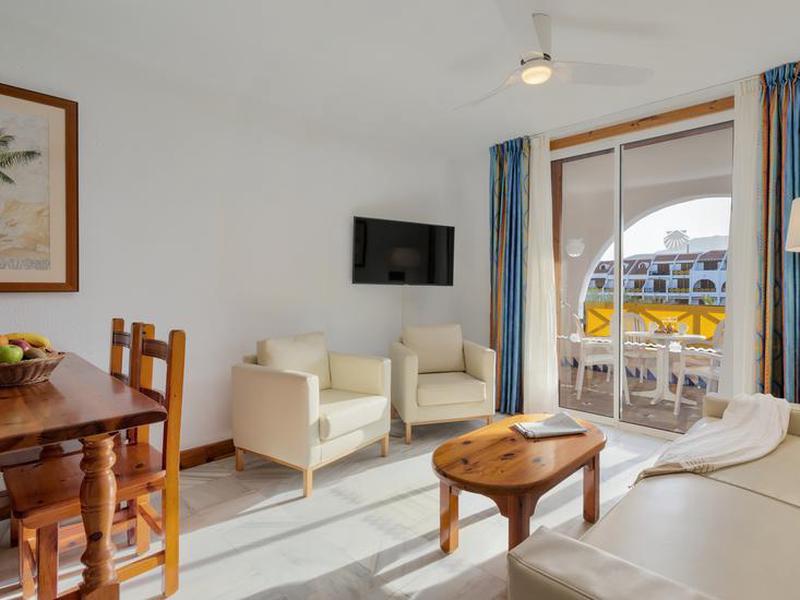 16CF222AD5DFF1EED87C4BB9F1443446