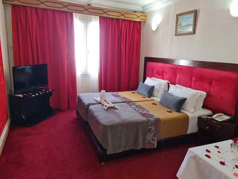 E2C441D4C4C16490B47DB8A98F81AA48