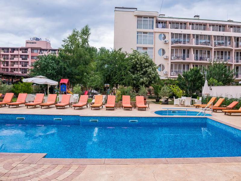 B24266147F44377AD706E67F583FA1BC