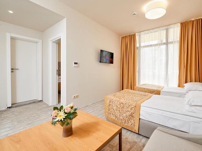 FF1DEEBD5A0304AAD46CA4EA28869B0C