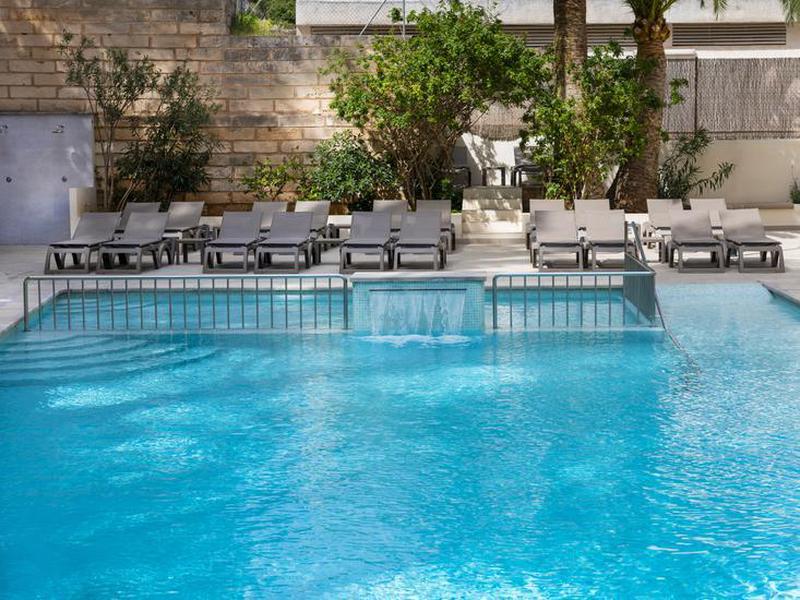 A363F922DC4CE84297EE165DA1BDE000