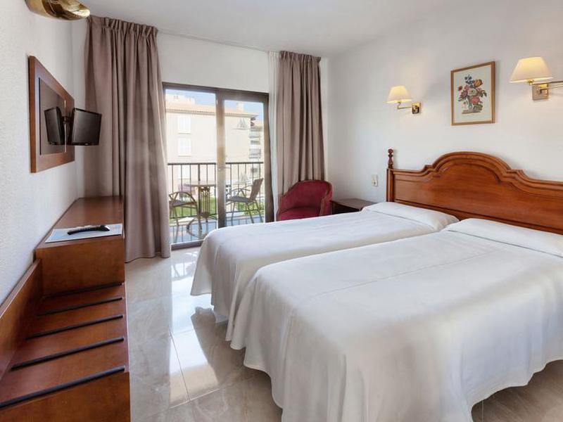 C625464B37E58A4C7F2E127F52161334