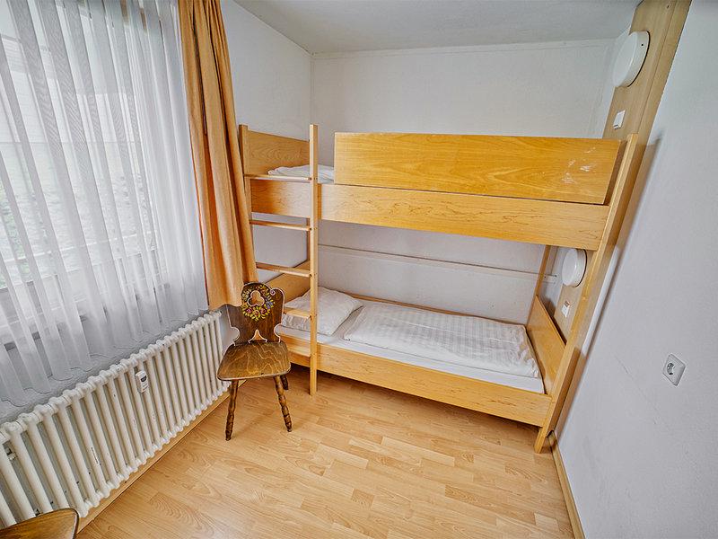 2032AE79F183E0FDC0EEF1C79AAD2552