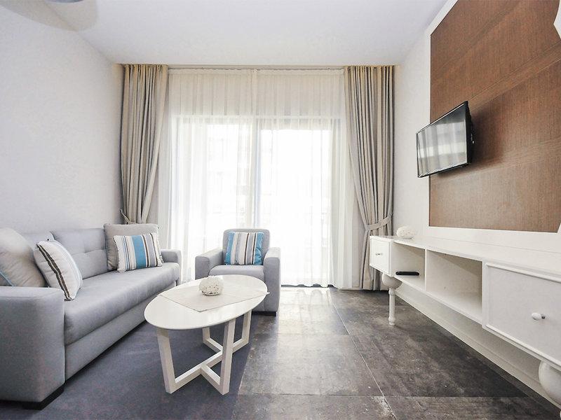15C85C7F56B1969FEE7DD47B945033B6