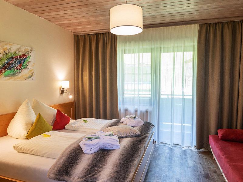 BBFD08D4FF4064DE8A8FACBDA8698436