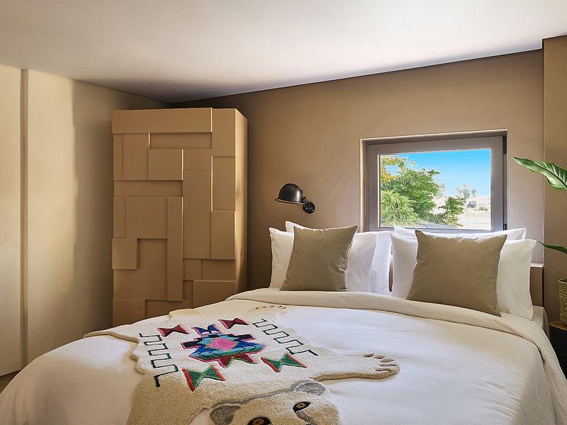 86BC70246F7FD1BD9ADF7F15D8E1D809