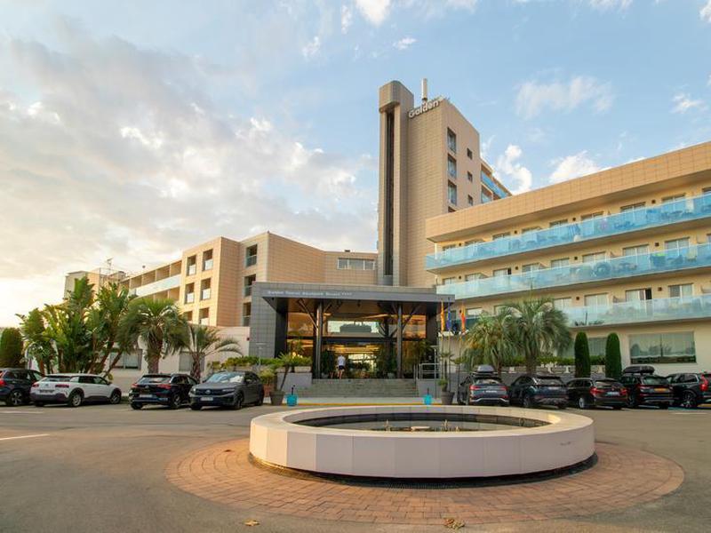 906466ECA1DE2EFA65D5C4A6AC5B14B3