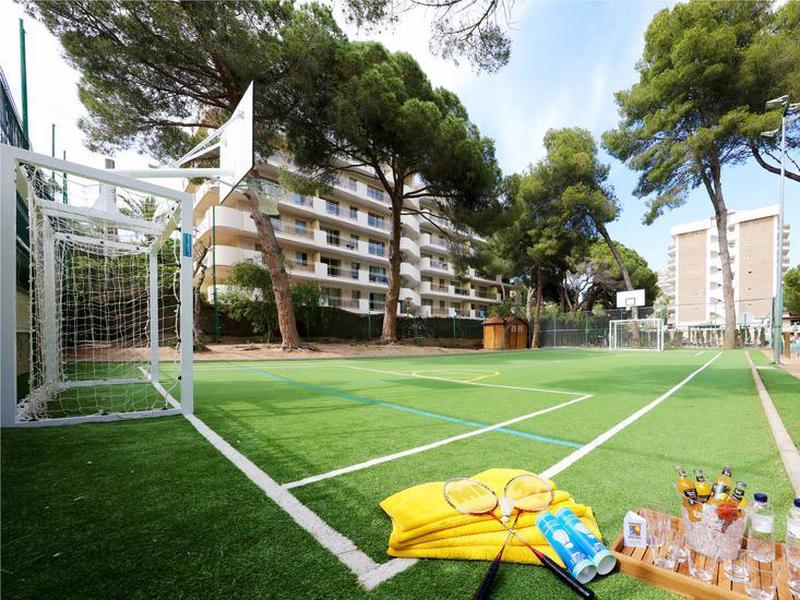 B9893FEEE20E12EEAC54BCA5E9C94EAA