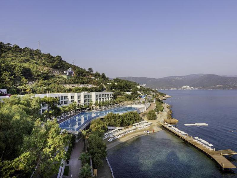 Blue Dreams Resort & Spa