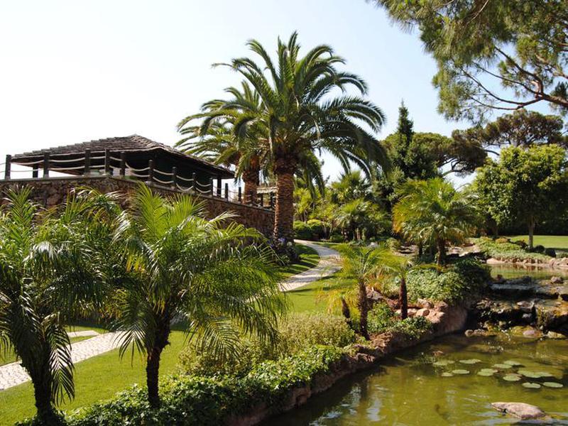 6289A1ED105AFF3E05F33D3409F52824