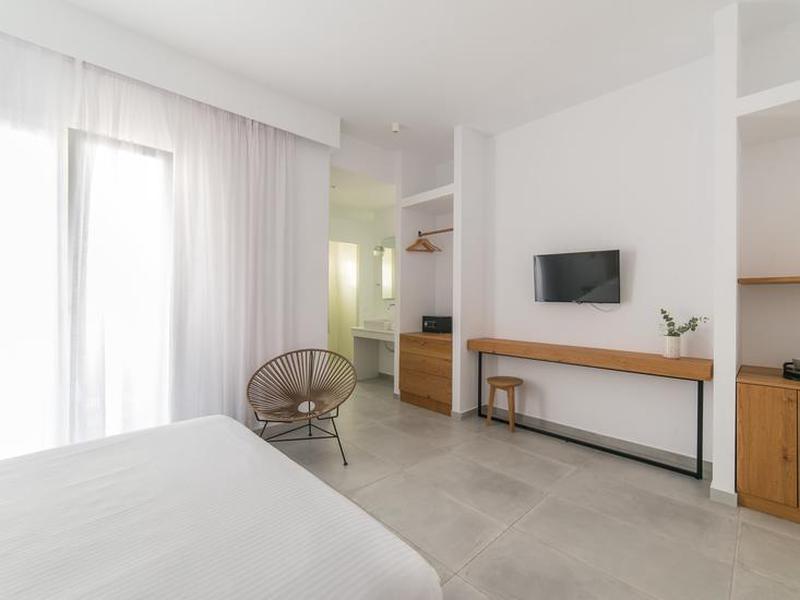 18141A95302D63225FA299373918FABD