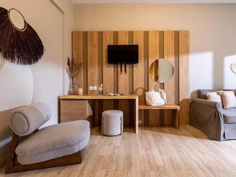 0B06F1ADDD49066D6A59E479784E8379