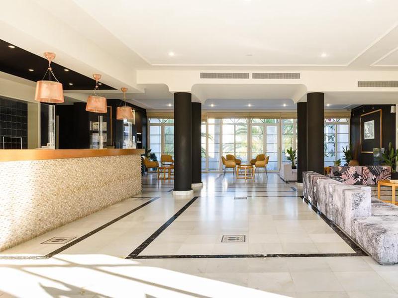 1F95F18178086556C244FD8D540EE9E3