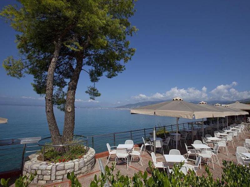 B420CB1E732B3FD4B95322F3DCFEB669