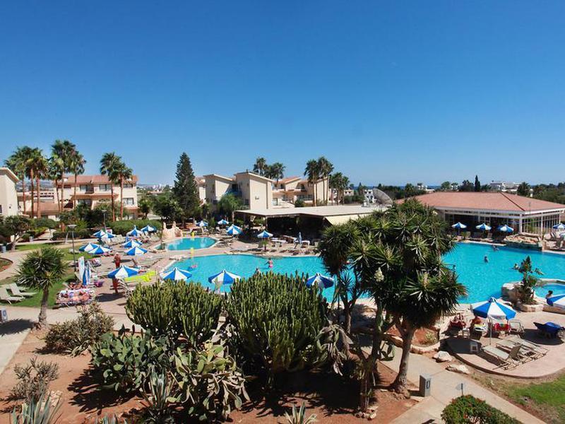 Makronisos Village
