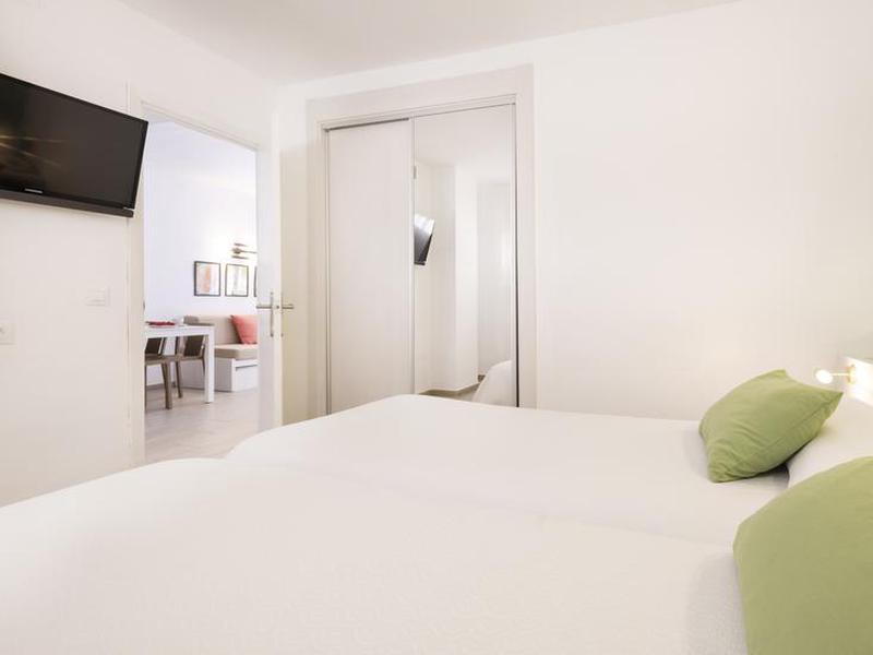 8A386C5D7544997497897A87644E7BEE