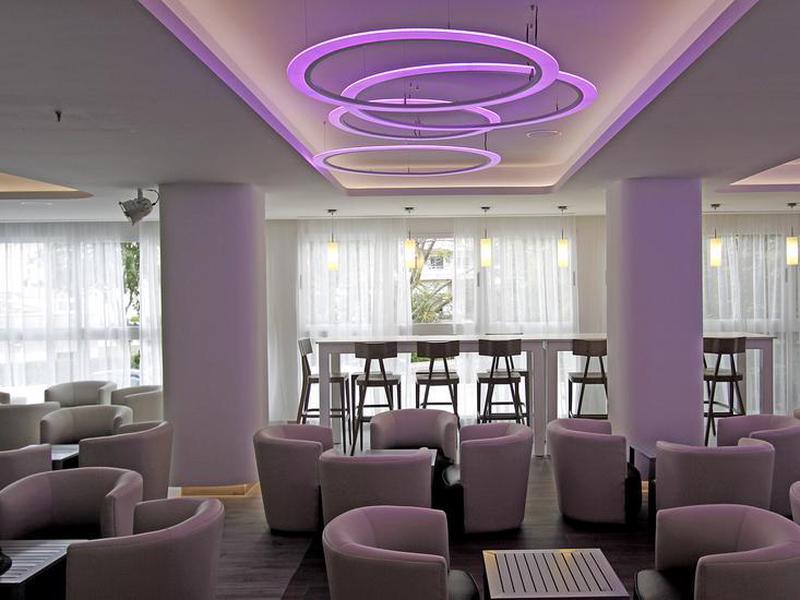 E2E1487A4A91B694A570D6736784F812