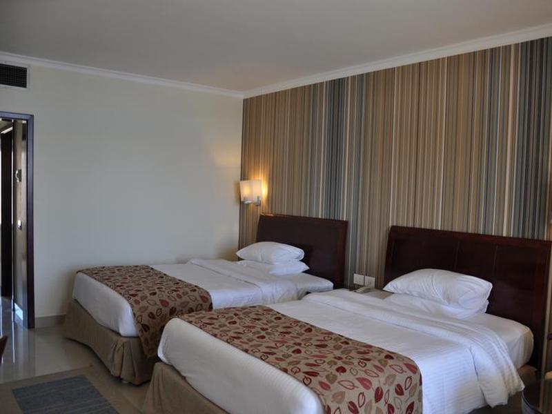 012131290A4A4FA7E87F9F9BD86FFA8A