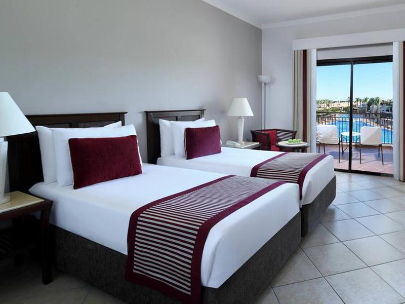 38B21ED91276D6AF23648D22C77B36E9