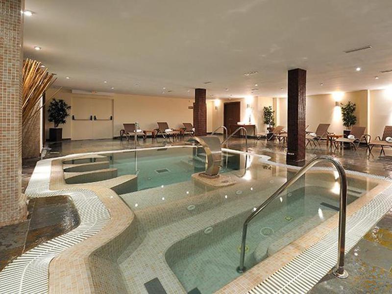 108D976D08E2DE67AA77F7D0B6A95338