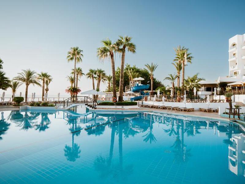 E7AB0406FCD2A66BD3F77DB548A1E7D1