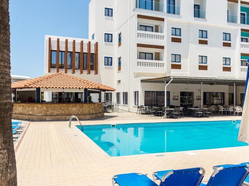 Kefalos Damon Hotel