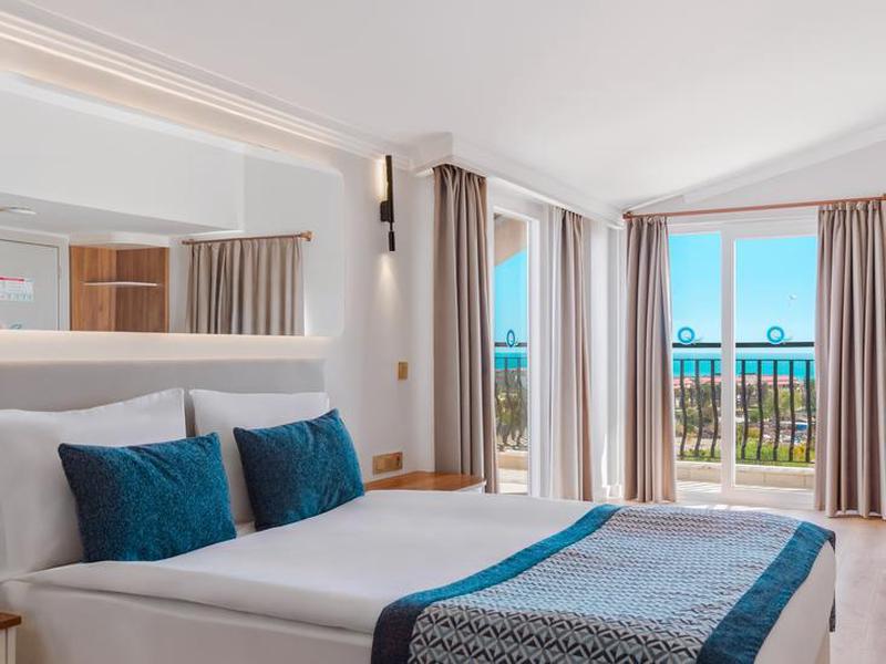 Q Ella Beach Hotel