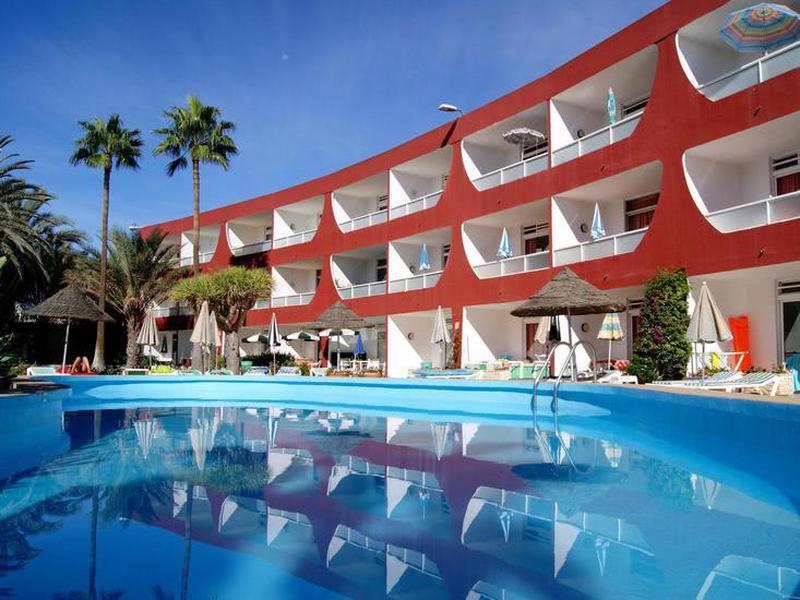 Las Faluas Apartments
