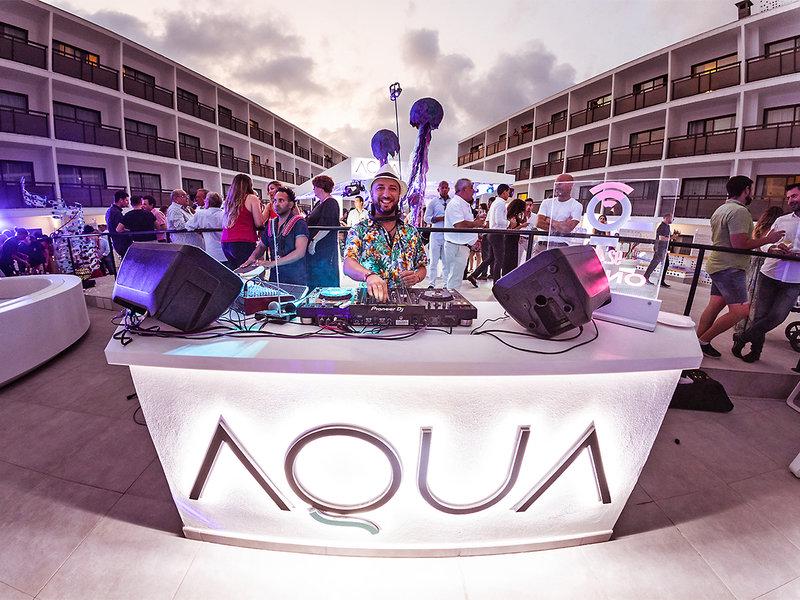 57C9AACF189E03842C8AA307DCEA0E50