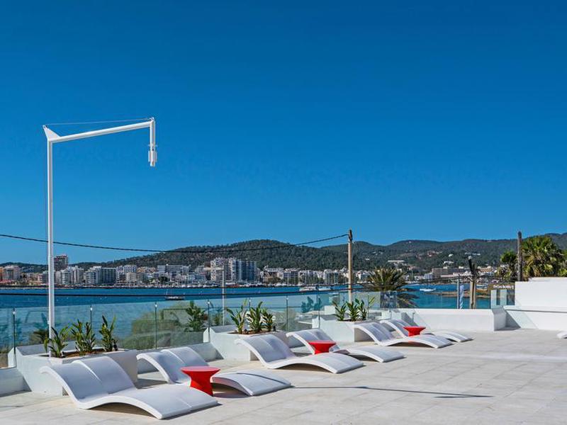 A1BFA9BD2389ED8AC7481AC02A3AF29D