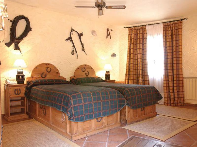 C82B3E1A3DE0BC165C5FF868639CB78F