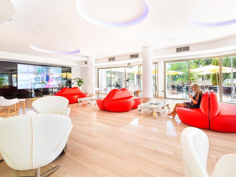 23A4A09A0BBF79004436559CA96F8AA6