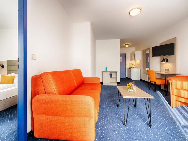 3546D88EE844BF5CDB3E46CAD8D28242